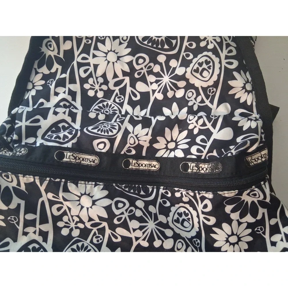 Rare VTG LeSportsac 15